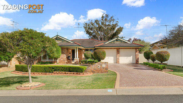 74 Kiber Drive GLENMORE PARK NSW 2745