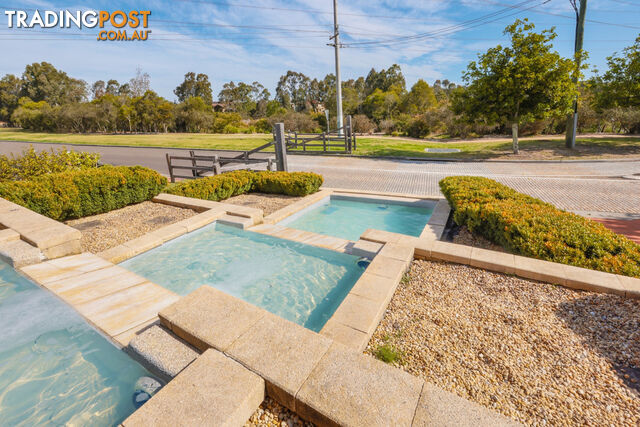 29 Blue Hills Drive GLENMORE PARK NSW 2745