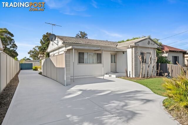 121 Carpenter Street COLYTON NSW 2760