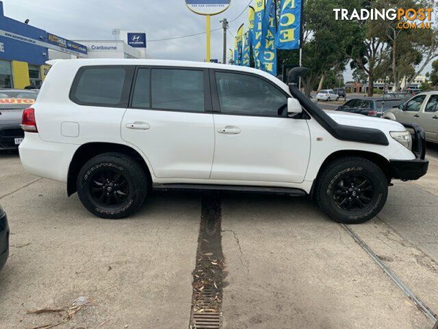 2009 Toyota Landcruiser GXL VDJ200R Wagon - photo 2 of 16