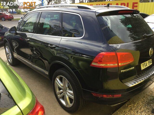 2011 Volkswagen Touareg V6 TDI Tiptronic 4MOTION 7P MY12 Wagon - photo 4 of 15