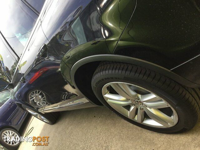 2011 Volkswagen Touareg V6 TDI Tiptronic 4MOTION 7P MY12 Wagon - photo 5 of 15
