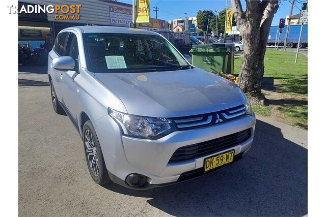 2013 MITSUBISHI OUTLANDER ES ZJ WAGON