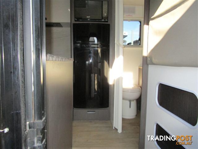 2021 JAYCO JOURNEY OUTBACK CARAVAN 19.61-2.JY - photo 2 of 21