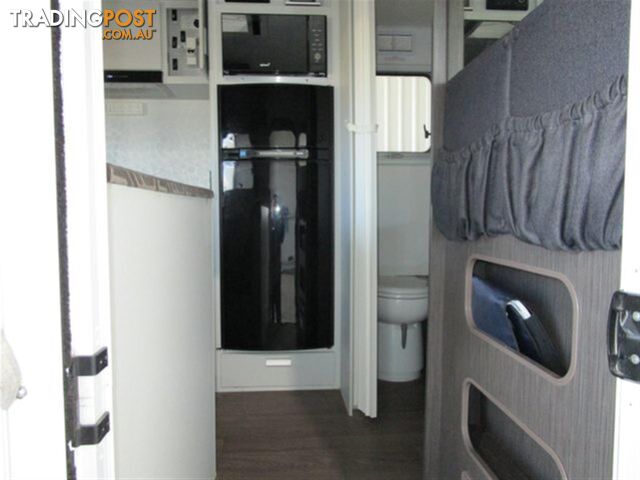 2018 JAYCO JOURNEY OUTBACK CARAVAN 19' OB (19 - photo 2 of 22