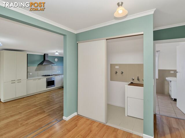23 Cooma Street BAIRNSDALE VIC 3875 - photo 5 of 21