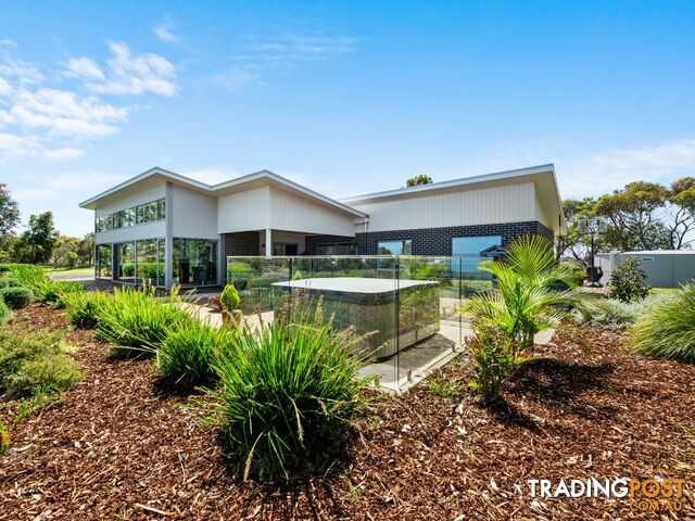 125 Williamson Road FORGE CREEK VIC 3875