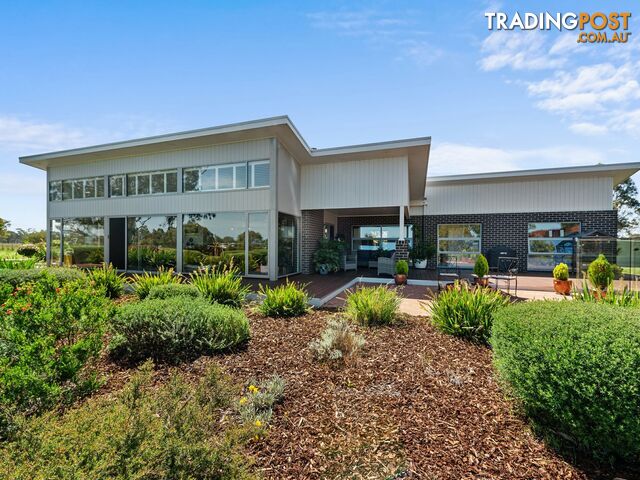 125 Williamson Road FORGE CREEK VIC 3875