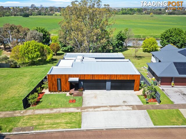 41 Morton Drive EASTWOOD VIC 3875