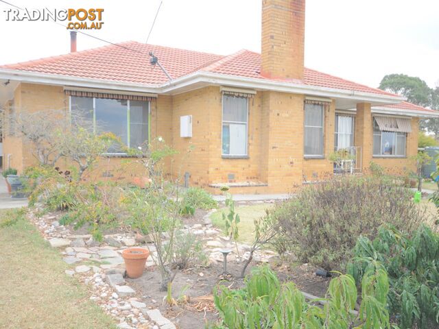 665 Deptford Road CLIFTON CREEK VIC 3875