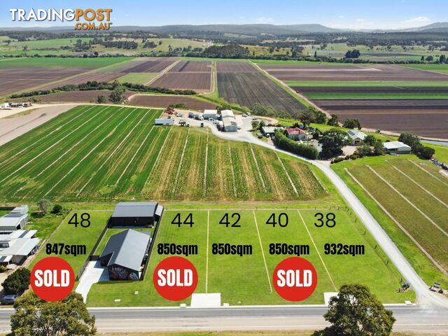 38 Main Road LINDENOW VIC 3865 - photo 2 of 8