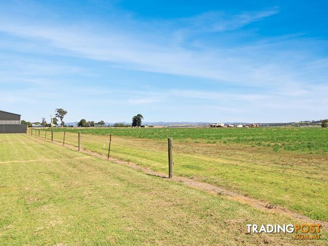 38 Main Road LINDENOW VIC 3865 - photo 5 of 8