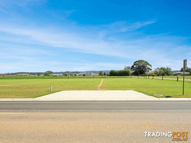 38 Main Road LINDENOW VIC 3865 - photo 3 of 8