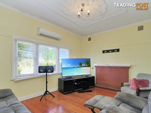 86 Pearson Street BAIRNSDALE VIC 3875 - photo 2 of 15