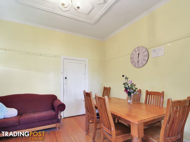 86 Pearson Street BAIRNSDALE VIC 3875 - photo 3 of 15