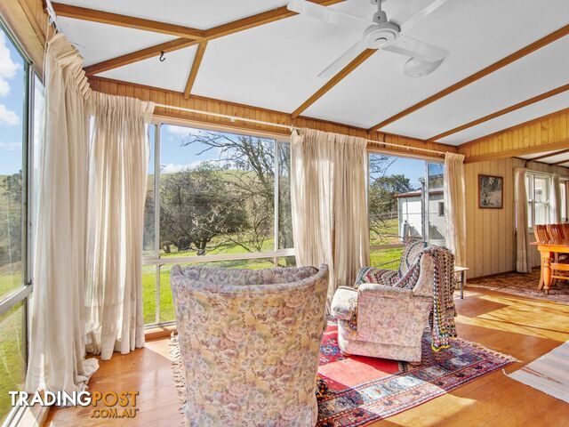 198 Watts Creek Road ENSAY VIC 3895