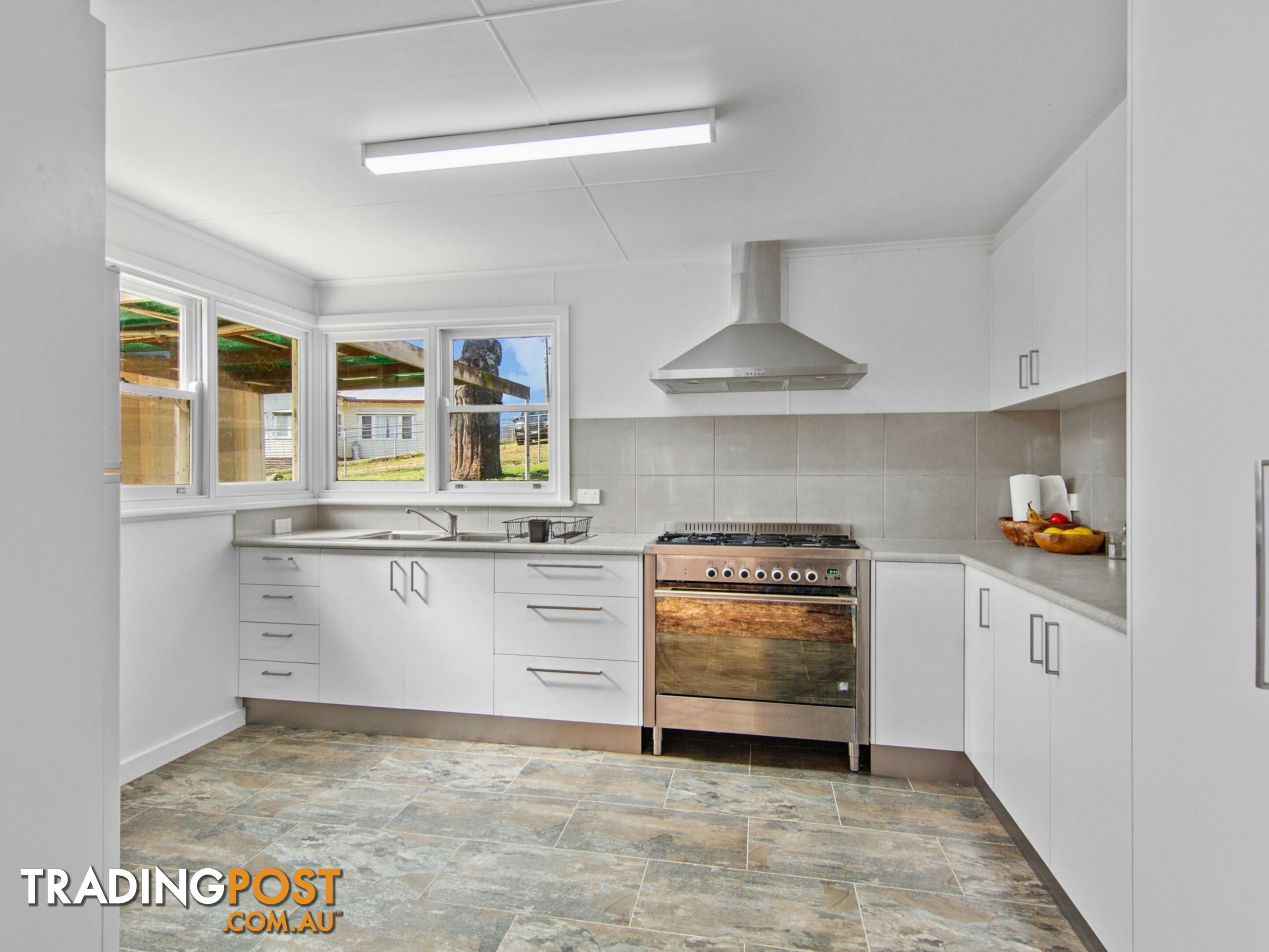 198 Watts Creek Road ENSAY VIC 3895