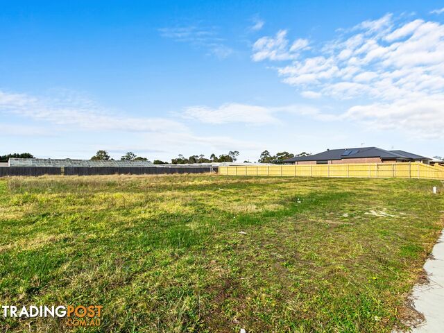 14 Nielsen Way EAST BAIRNSDALE VIC 3875