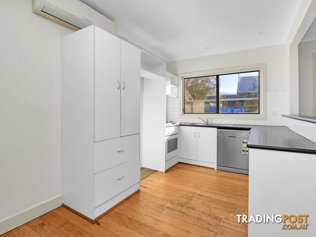 143 Main Road LINDENOW VIC 3865 - photo 3 of 12
