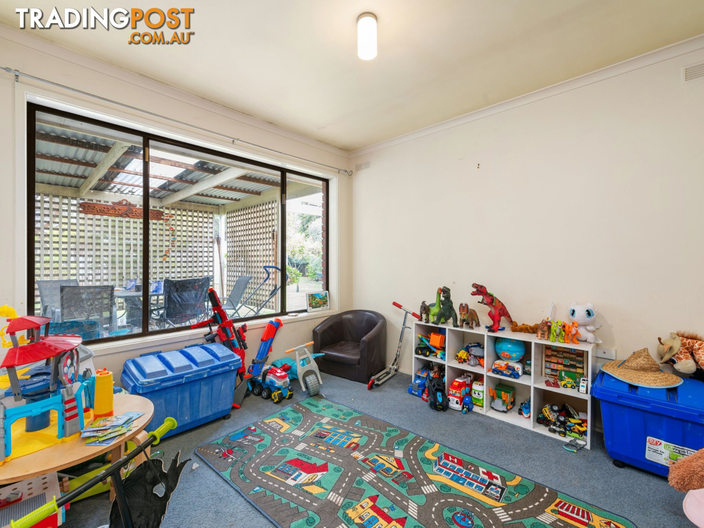 9 White Court EAGLE POINT VIC 3878