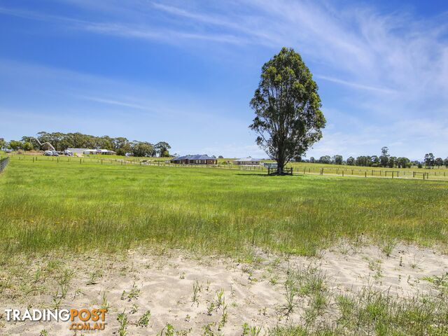 39 Hawkins Crescent LINDENOW SOUTH VIC 3875 - photo 5 of 7