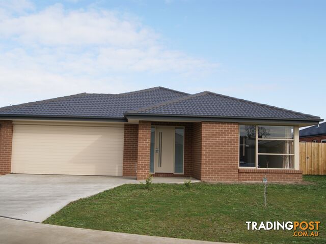 14 Schrader Court EASTWOOD VIC 3875