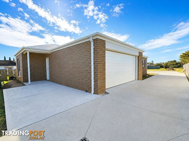 Unit 2/32 Charles Street LUCKNOW VIC 3875