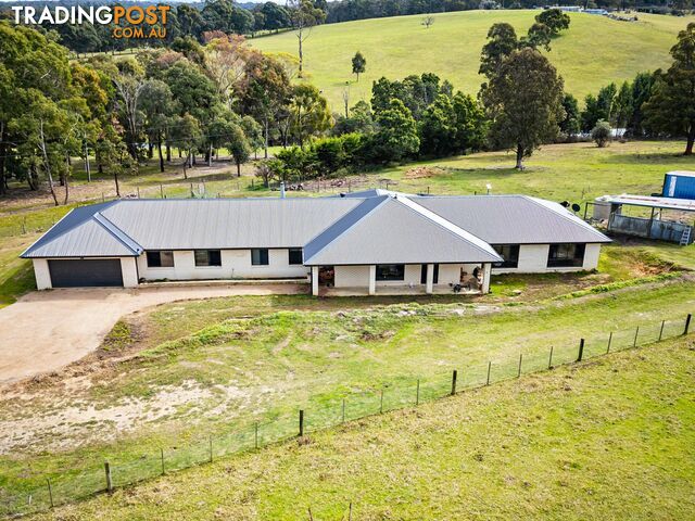 124 Gregory Road NICHOLSON VIC 3882