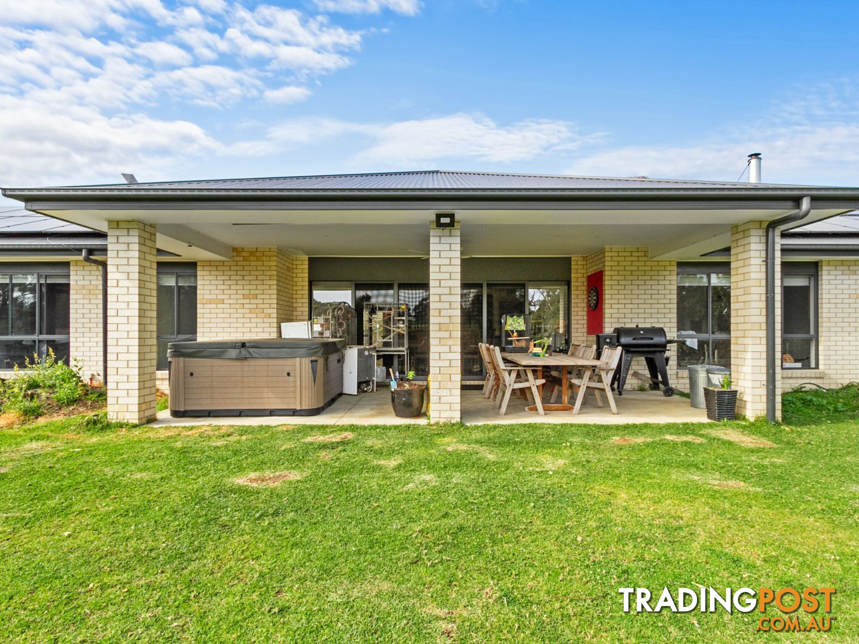 124 Gregory Road NICHOLSON VIC 3882