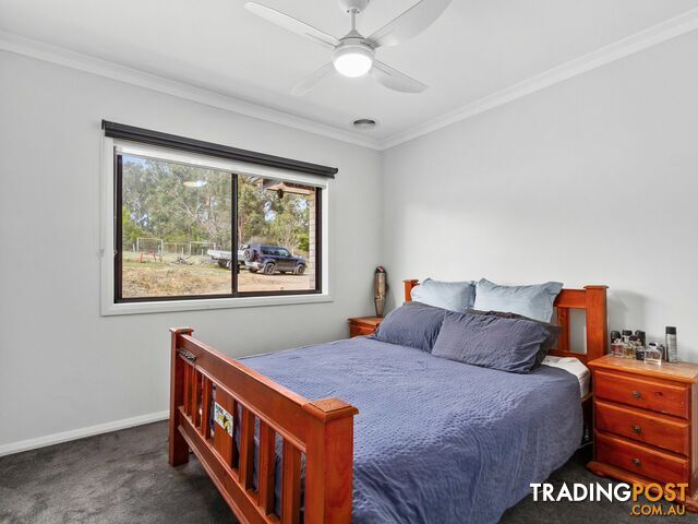 124 Gregory Road NICHOLSON VIC 3882