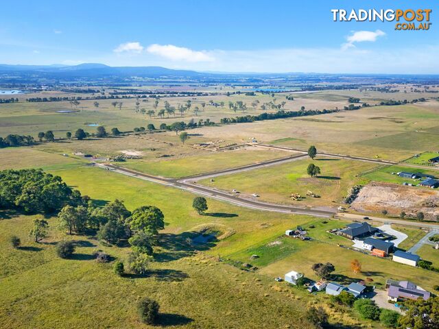 Lot 33/42 Hawkins Crescent LINDENOW SOUTH VIC 3875