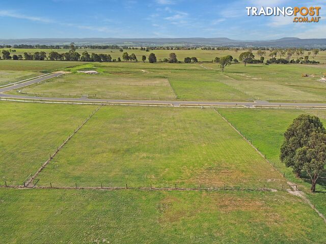 47 Hawkins Crescent LINDENOW SOUTH VIC 3875