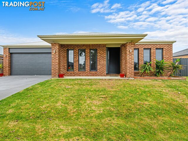 37 Shannon Boulevard BAIRNSDALE VIC 3875