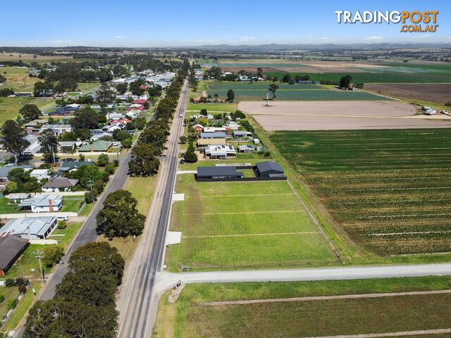 42 Main Road LINDENOW VIC 3865 - photo 5 of 6