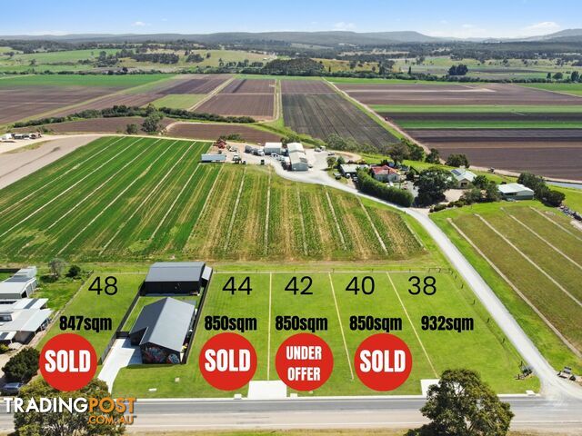 42 Main Road LINDENOW VIC 3865