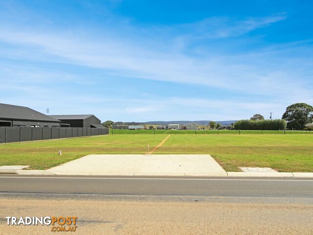 42 Main Road LINDENOW VIC 3865 - photo 3 of 6