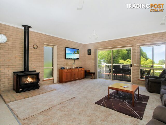 14 Jorgensen Street MARLO VIC 3888 - photo 4 of 17