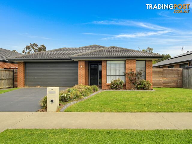 19 Whipbird Street BAIRNSDALE VIC 3875