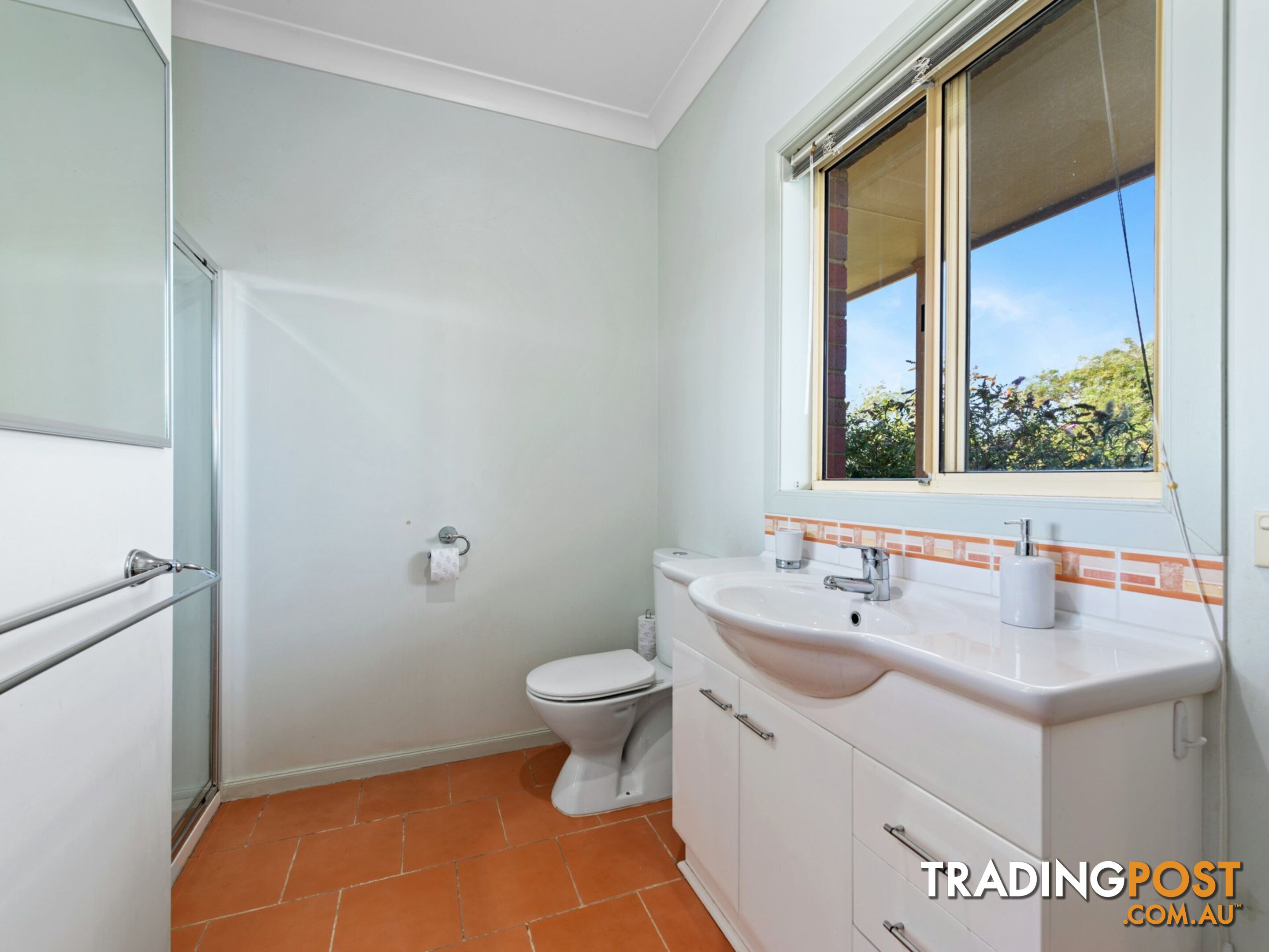 17 Bluff Court EASTWOOD VIC 3875