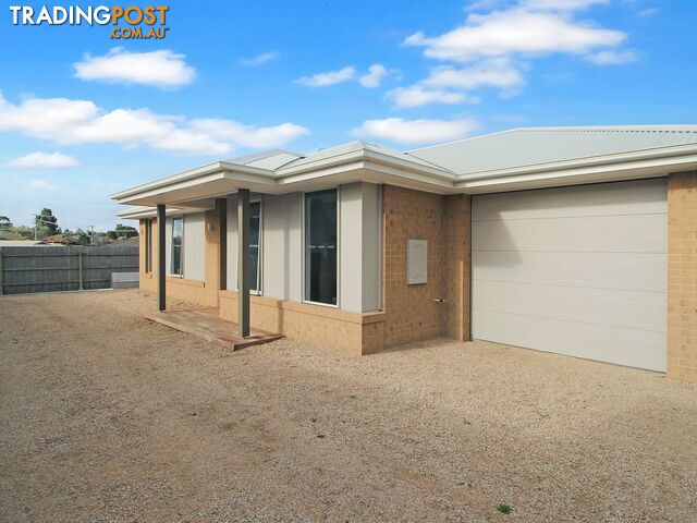 87 Crooke Street EAST BAIRNSDALE VIC 3875