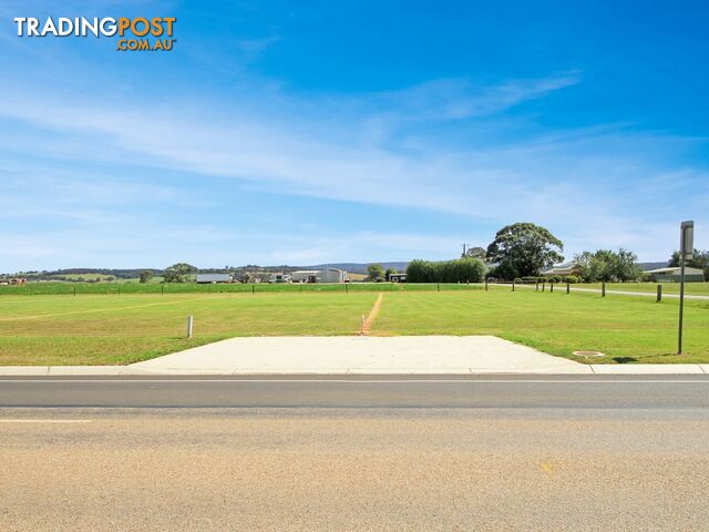 38-44 Main Road LINDENOW VIC 3865 - photo 4 of 8