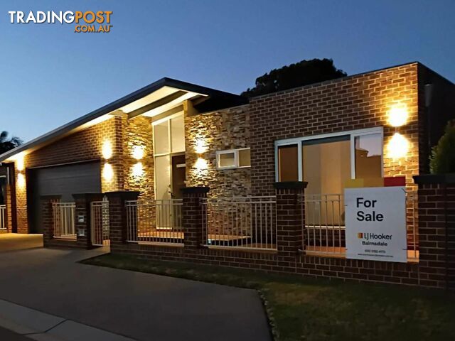 10 Penang Boardwalk LAKES ENTRANCE VIC 3909