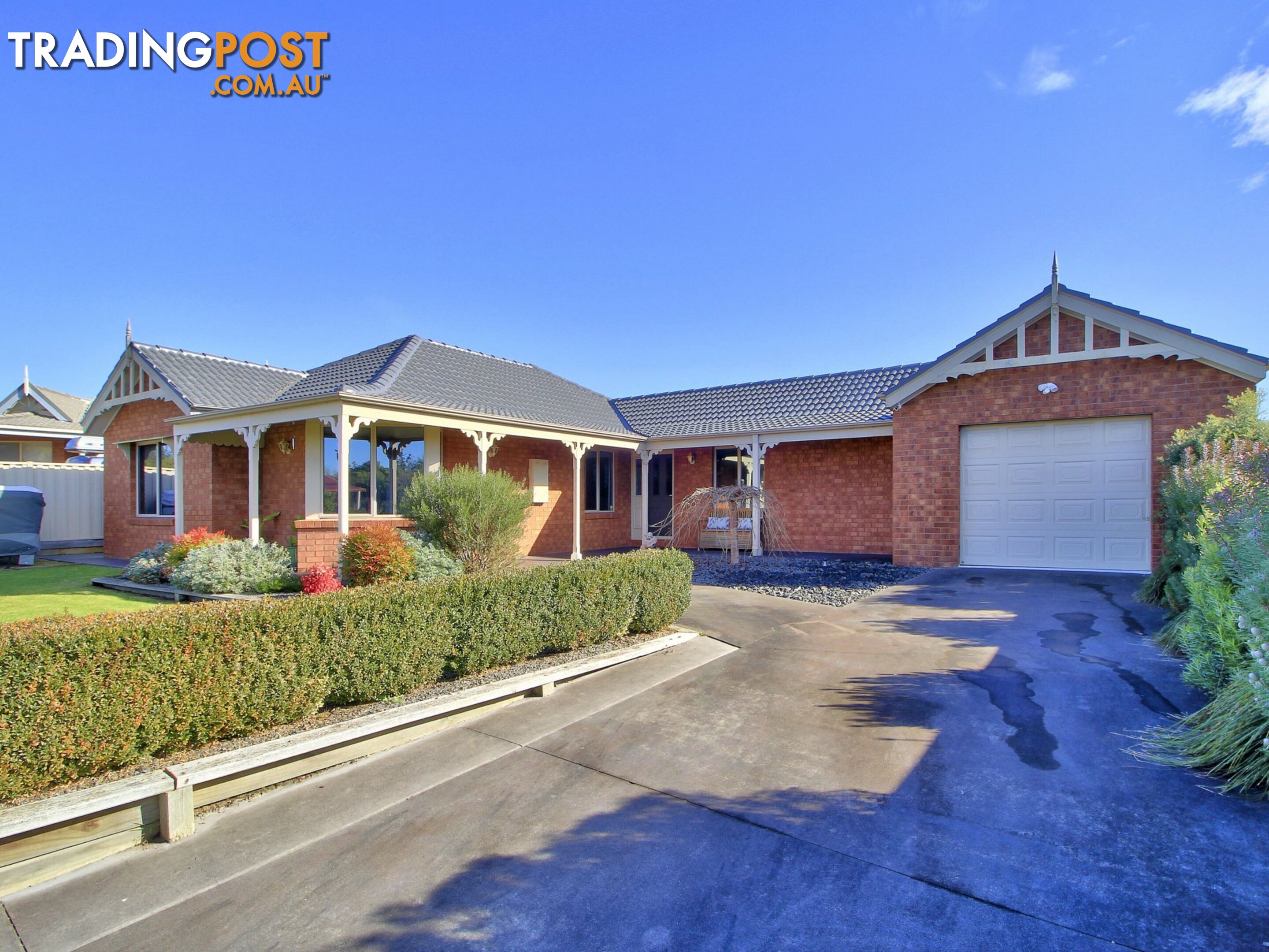 9 Maneroo Court EASTWOOD VIC 3875