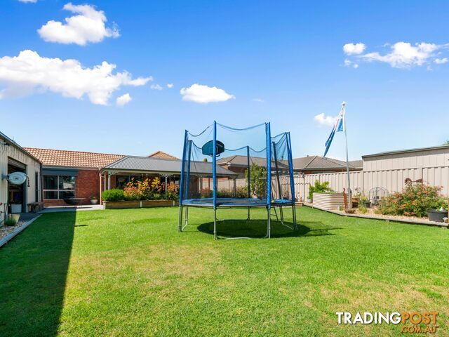 9 Maneroo Court EASTWOOD VIC 3875