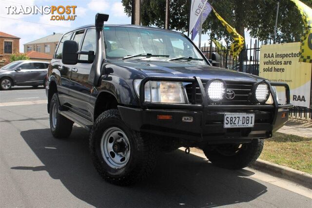 2000 TOYOTA LANDCRUISER GXL (4X4) HZJ105R SUV, 4 DOORS, 8 SEATS