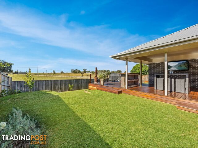 33 Dunnart Street ABERGLASSLYN NSW 2320