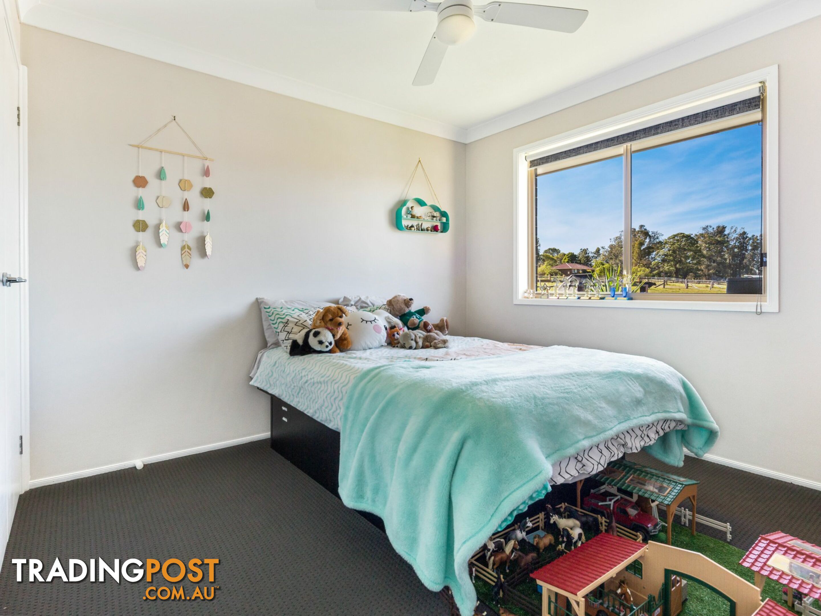 33 Dunnart Street ABERGLASSLYN NSW 2320