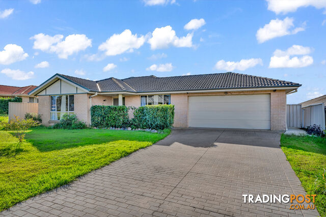 14 Diamond Circuit RUTHERFORD NSW 2320