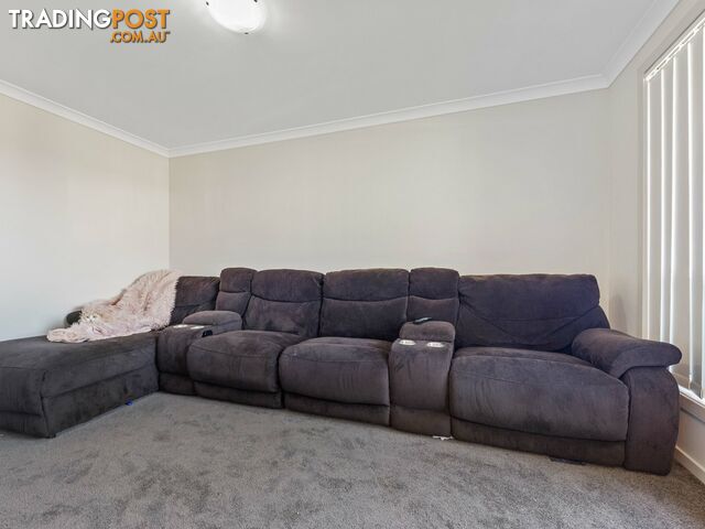 21 Oak Circuit GILLIESTON HEIGHTS NSW 2321