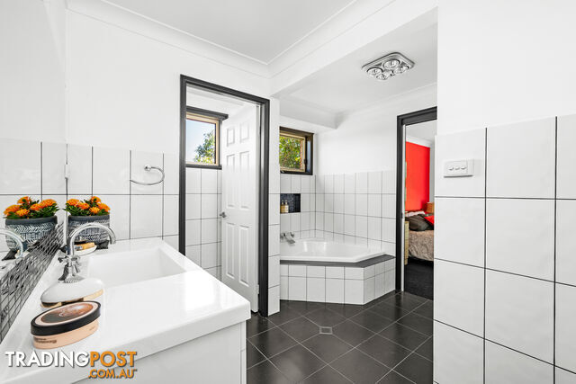 9 Jodie Close TENAMBIT NSW 2323